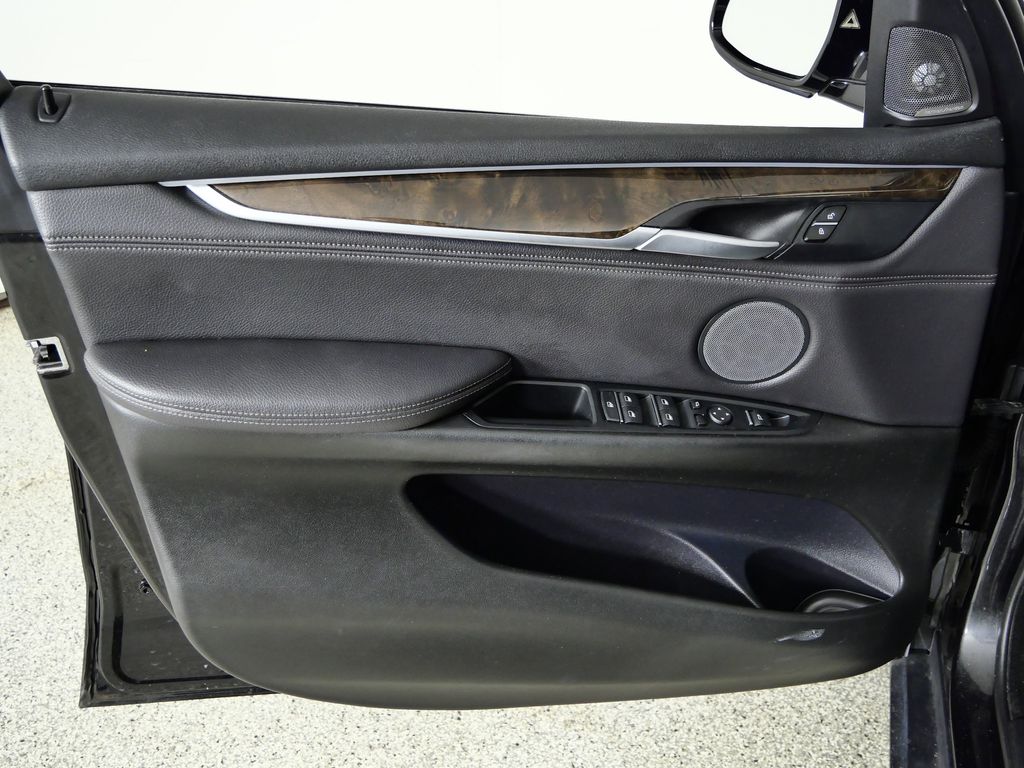 Thumbnail: 2018 BMW X5 - 34