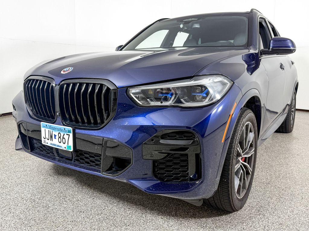 Thumbnail: 2023 BMW X5 - 5
