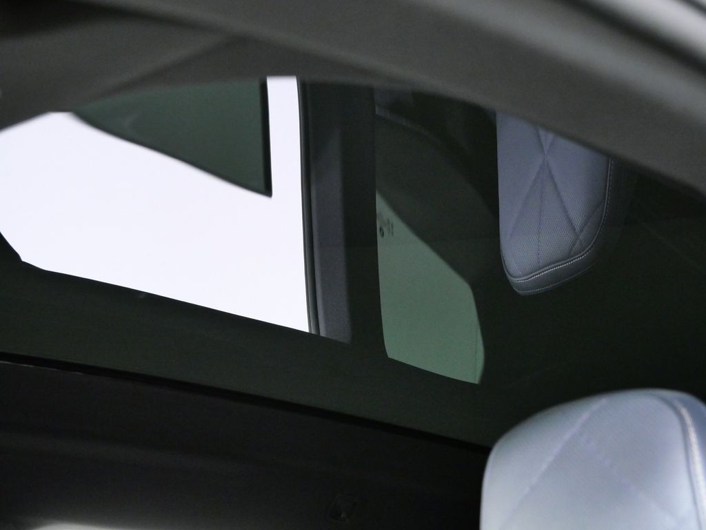 Thumbnail: 2023 BMW iX - 20