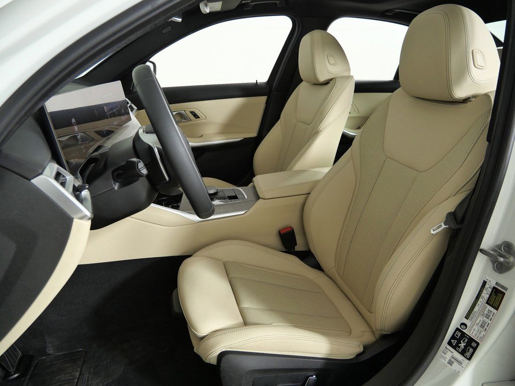 Thumbnail: 2025 BMW 3 Series - 37