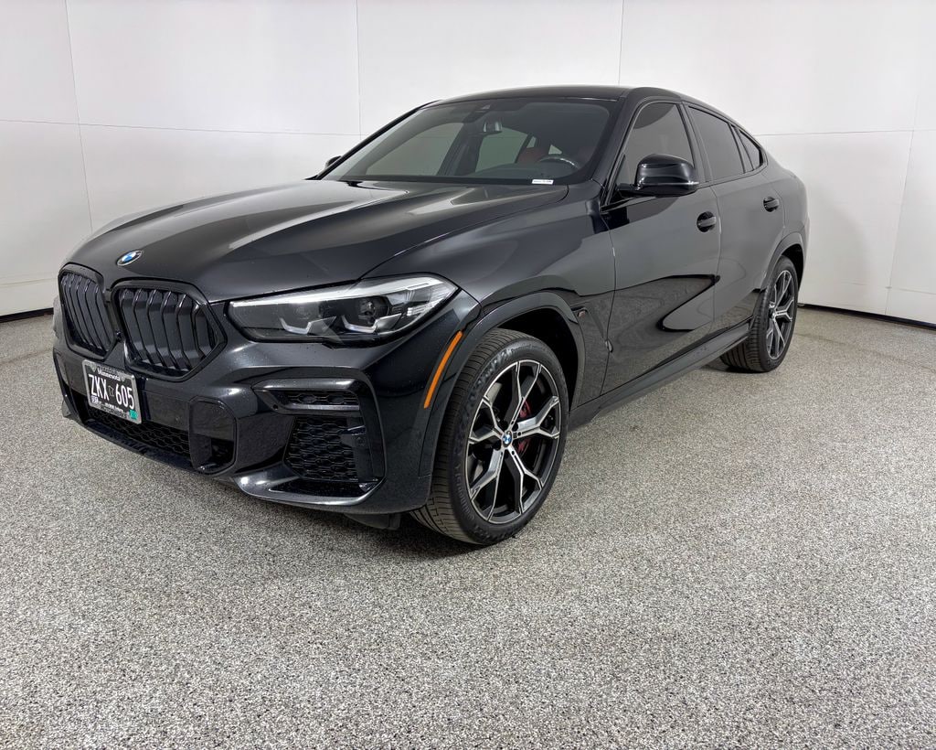 Thumbnail: 2022 BMW X6 - 1
