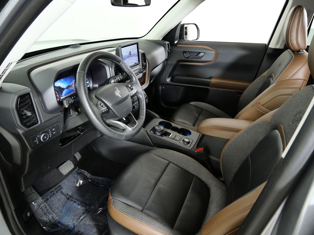 Thumbnail: 2021 Ford Bronco Sport - 32