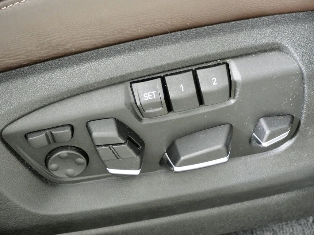 Thumbnail: 2016 BMW X5 - 23