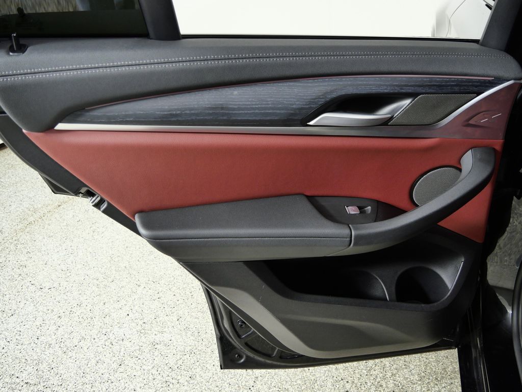 Thumbnail: 2025 BMW X4 - 34