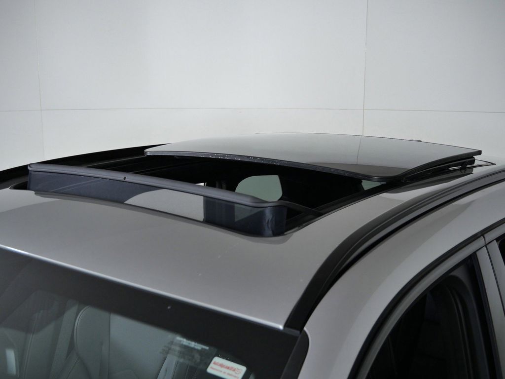 Thumbnail: 2026 BMW X1 - 18