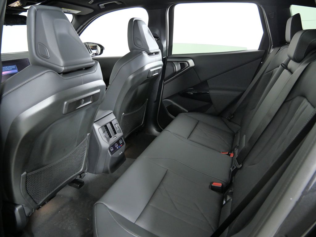 Thumbnail: 2026 BMW X3 - 30