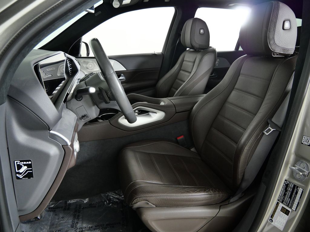 Thumbnail: 2020 Mercedes-Benz GLE - 35