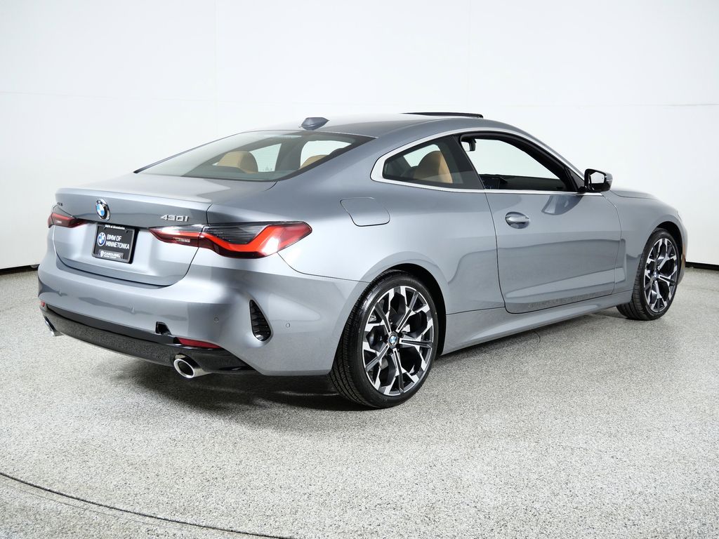 Thumbnail: 2025 BMW 4 Series - 11