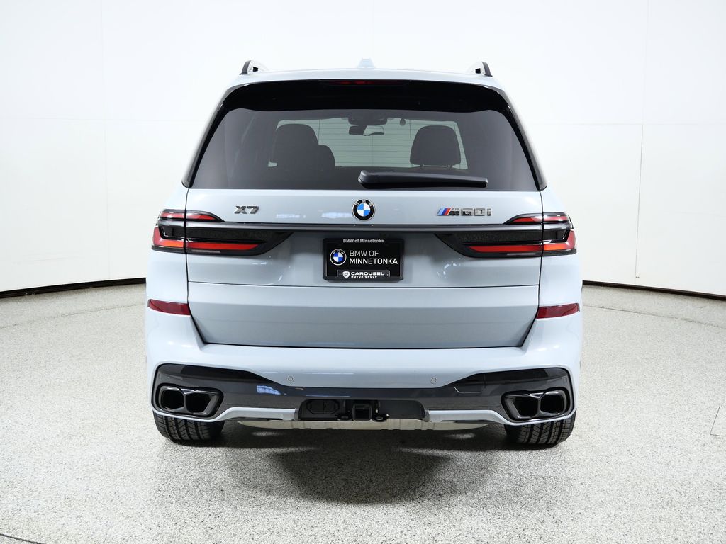 Thumbnail: 2025 BMW X7 - 11