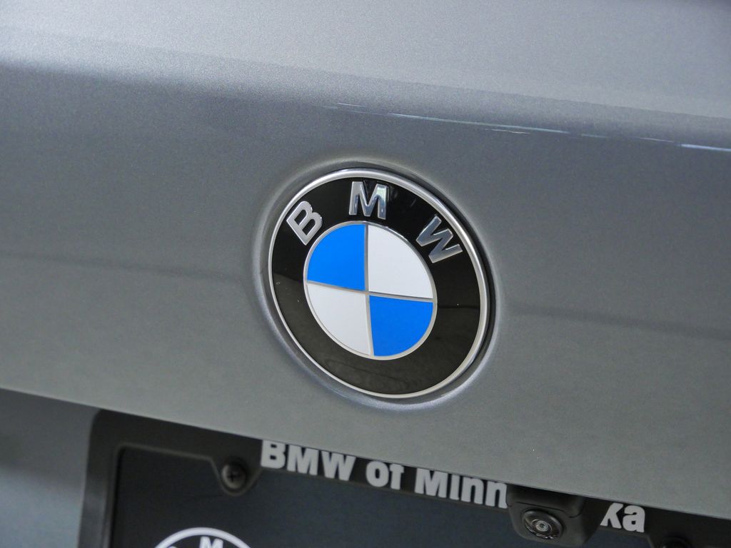 Thumbnail: 2026 BMW X5 - 11