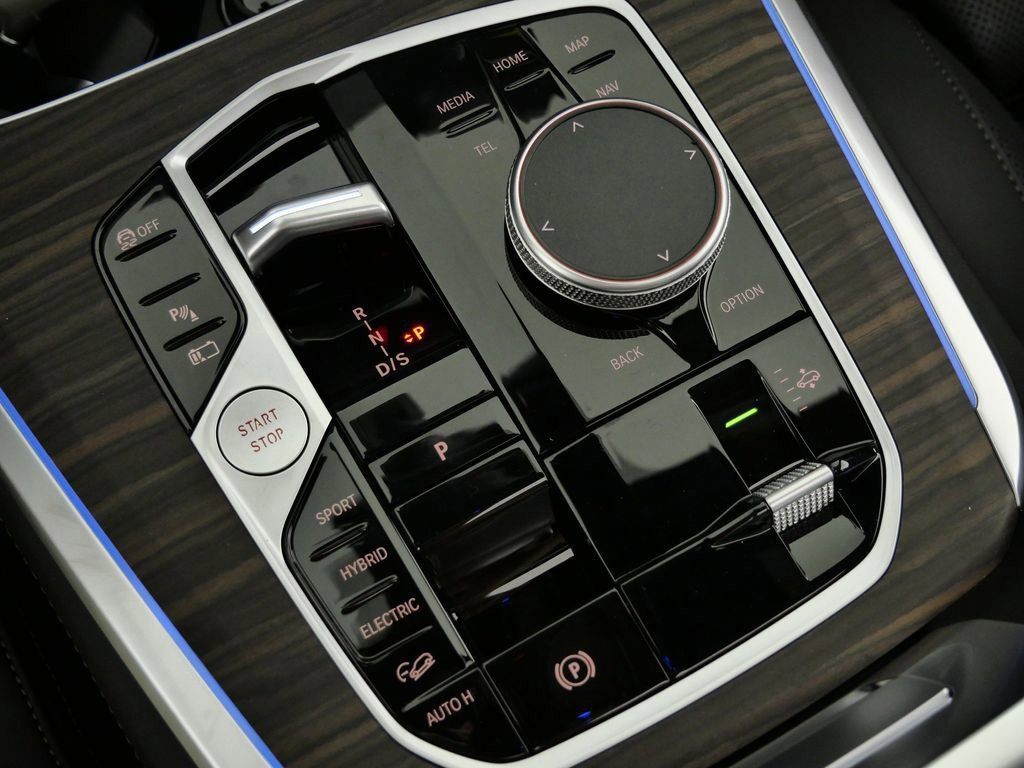 Thumbnail: 2026 BMW X5 - 49