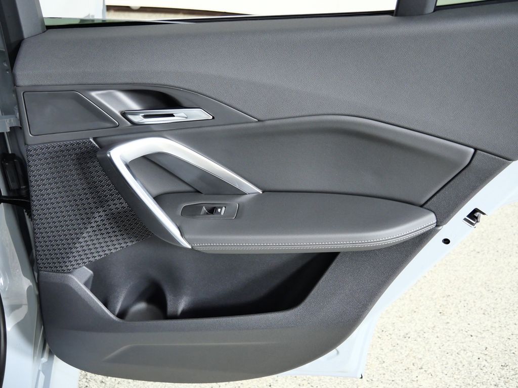 Thumbnail: 2026 BMW X2 - 24