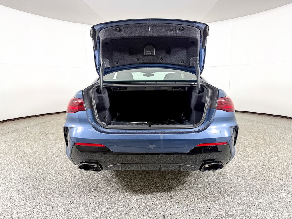 Thumbnail: 2026 BMW 4 Series - 17