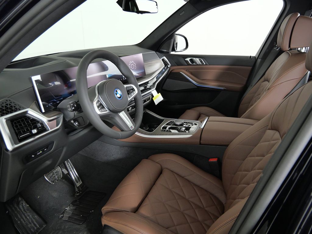 Thumbnail: 2026 BMW X5 - 35