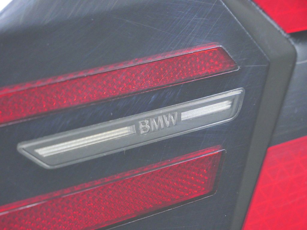 Thumbnail: 2026 BMW X5 - 18