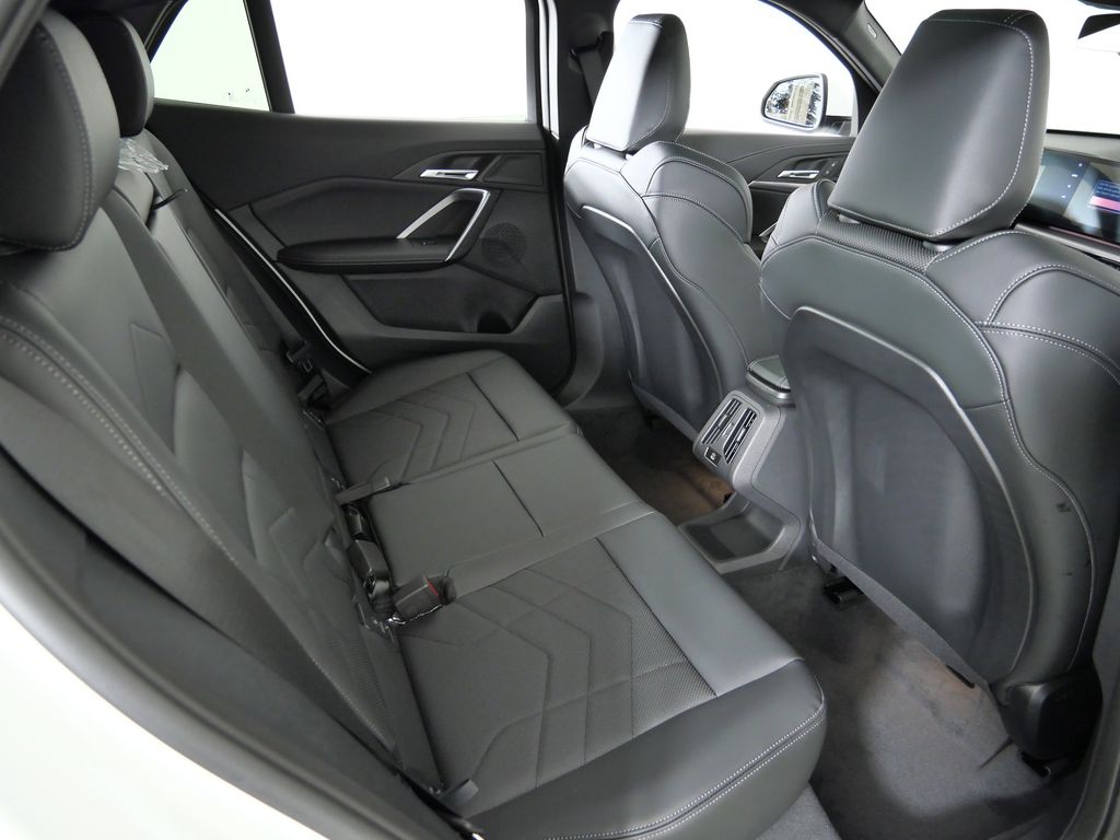 Thumbnail: 2026 BMW X2 - 25