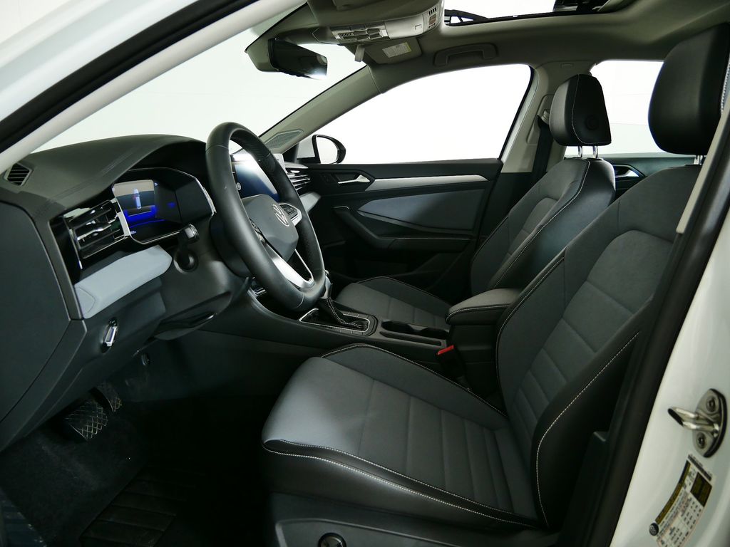 Thumbnail: 2025 Volkswagen Jetta - 29
