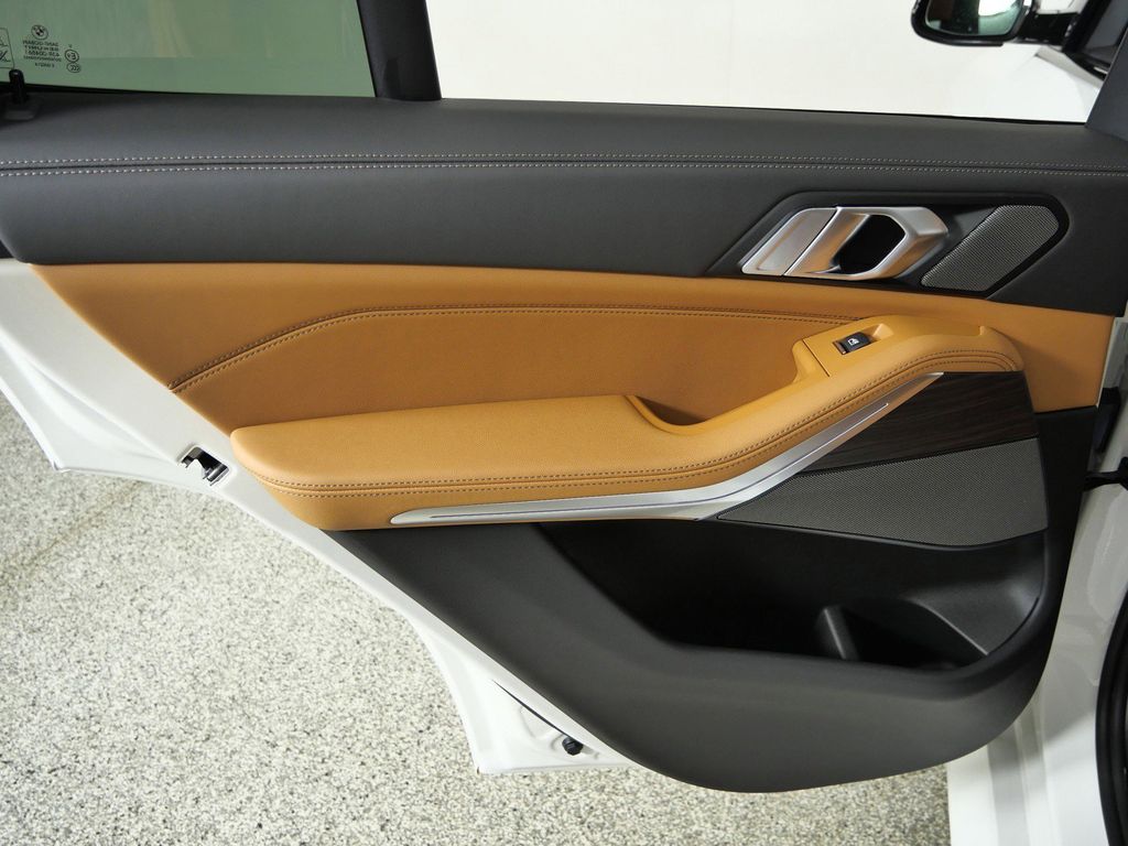 Thumbnail: 2026 BMW X5 - 31