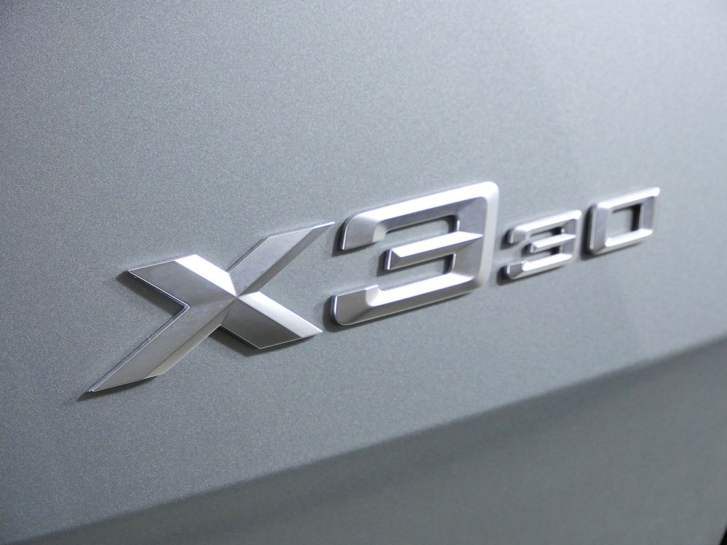 Thumbnail: 2025 BMW X3 - 15