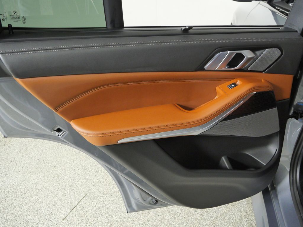 Thumbnail: 2026 BMW X5 - 31