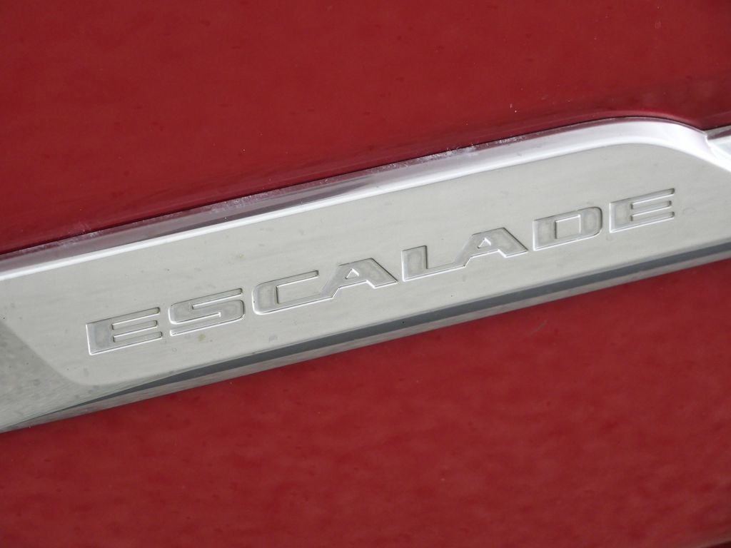 Thumbnail: 2015 Cadillac Escalade - 14