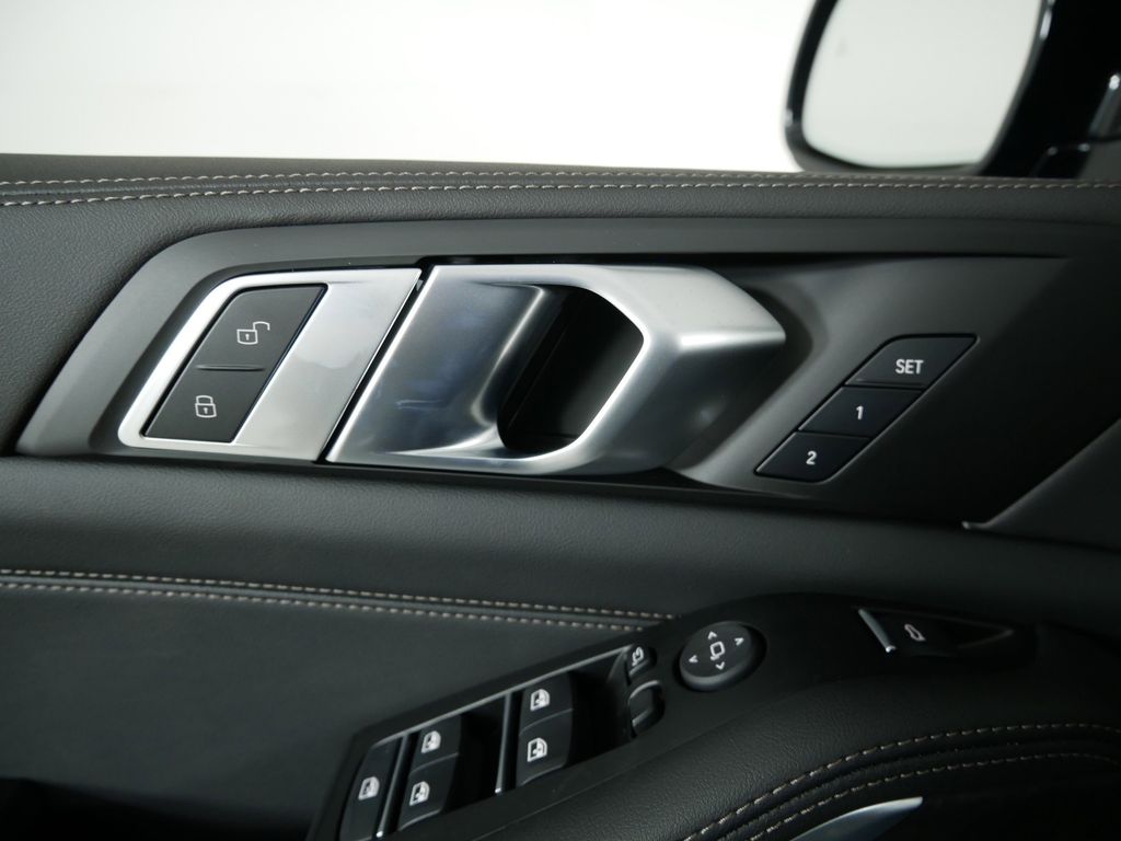 Thumbnail: 2026 BMW X5 - 33