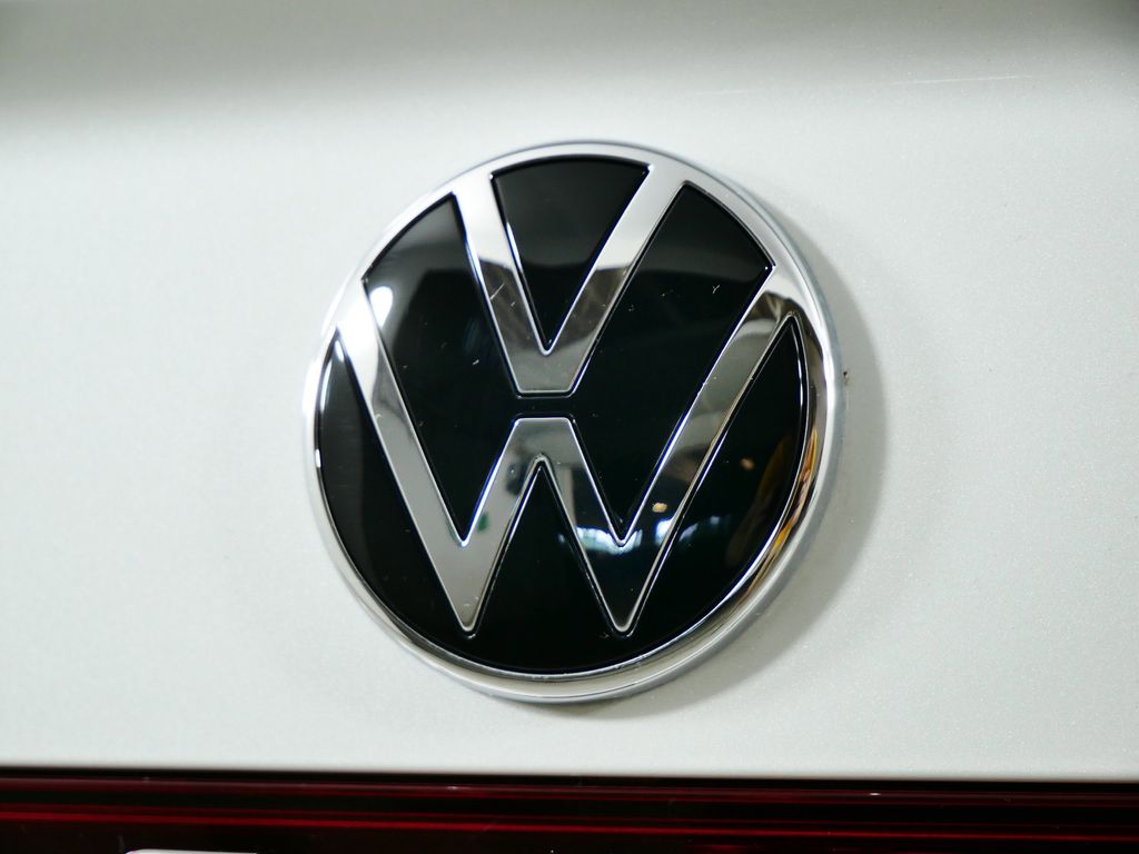 Thumbnail: 2025 Volkswagen Jetta - 11