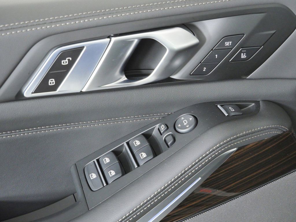 Thumbnail: 2026 BMW X5 - 37
