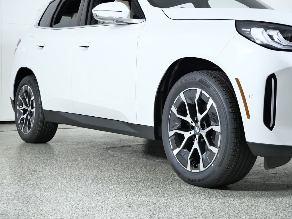 Thumbnail: 2026 BMW X3 - 8