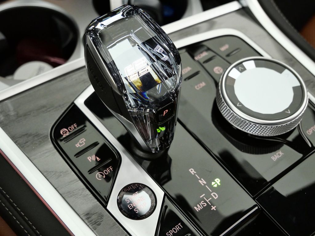 Thumbnail: 2026 BMW 8 Series - 47