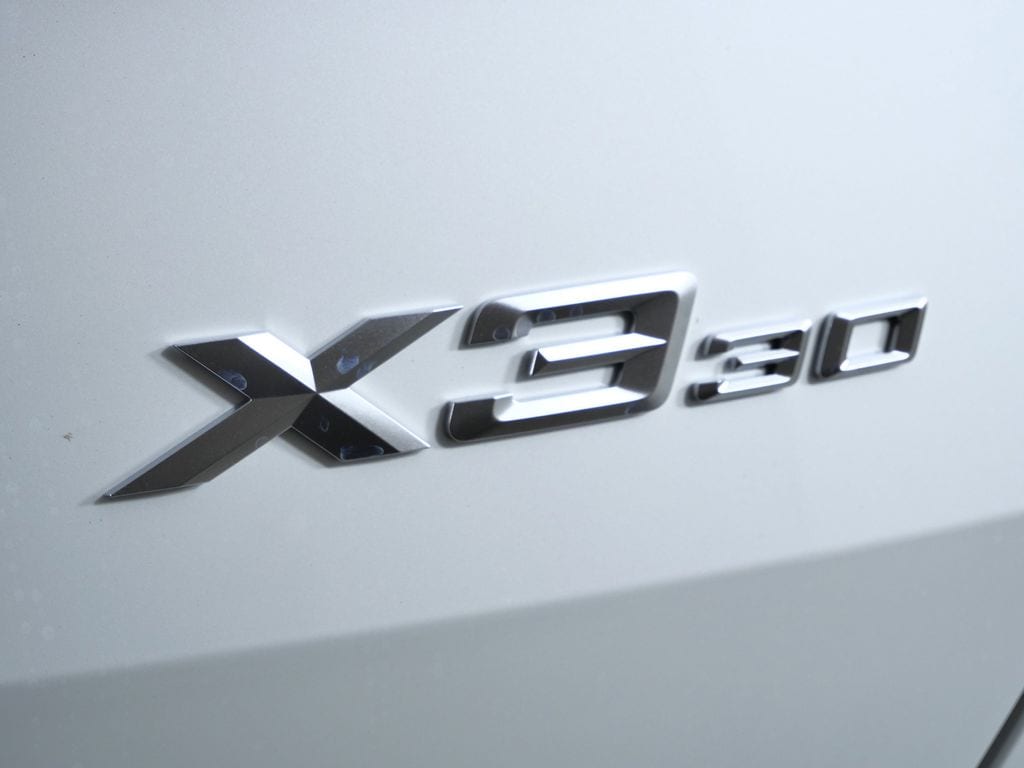Thumbnail: 2026 BMW X3 - 13