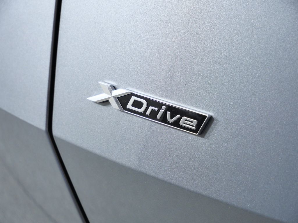 Thumbnail: 2026 BMW X3 - 13