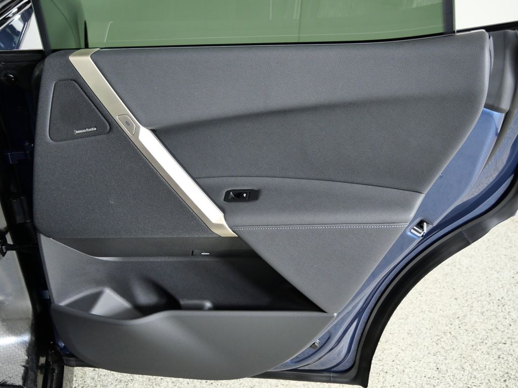 Thumbnail: 2026 BMW iX - 24