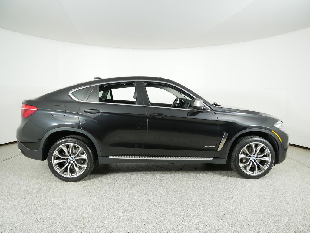 Thumbnail: 2016 BMW X6 - 8