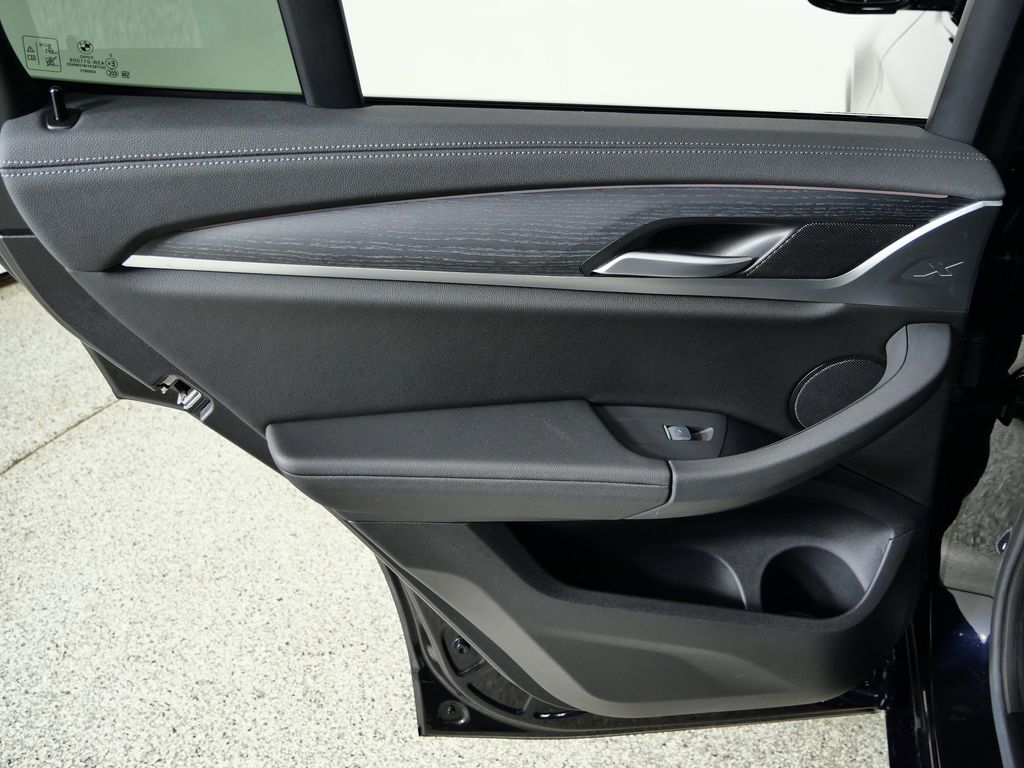 Thumbnail: 2024 BMW X3 - 34