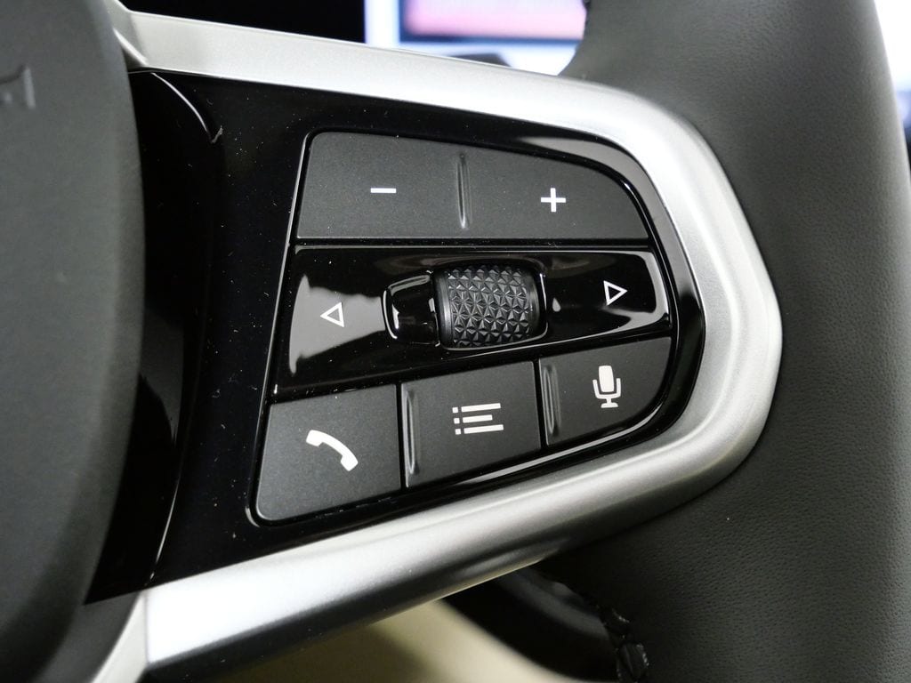 Thumbnail: 2026 BMW i4 - 41