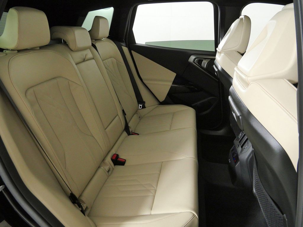Thumbnail: 2026 BMW X3 - 27