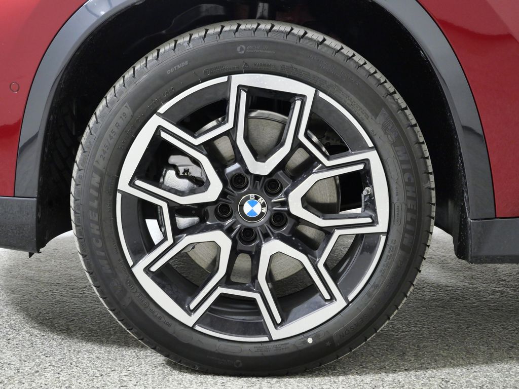 Thumbnail: 2026 BMW X1 - 17