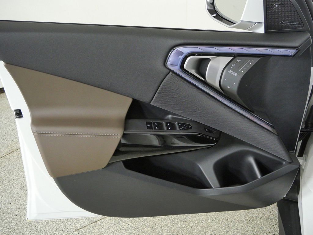 Thumbnail: 2026 BMW X3 - 32