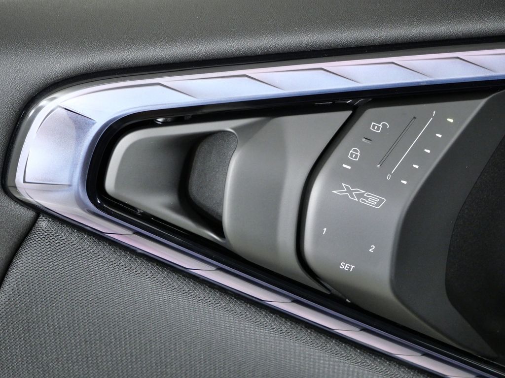 Thumbnail: 2025 BMW X3 - 38