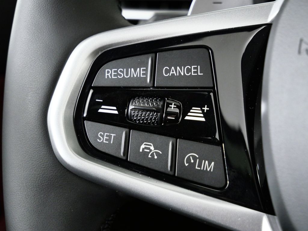 Thumbnail: 2026 BMW 3 Series - 39