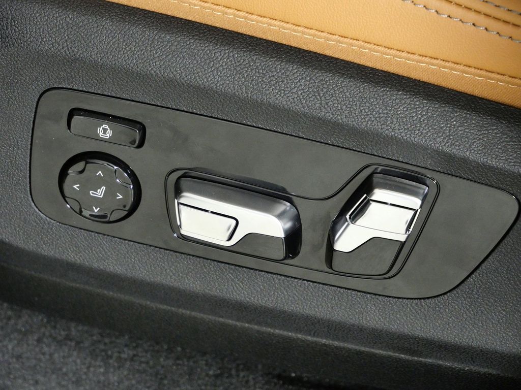 Thumbnail: 2026 BMW X5 - 39