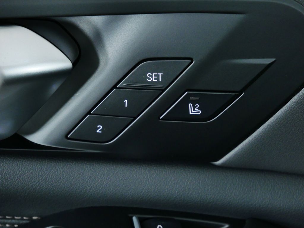 Thumbnail: 2026 BMW X5 - 36