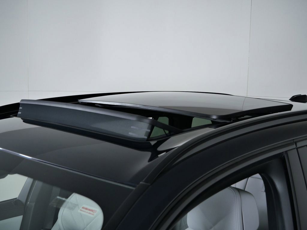 Thumbnail: 2026 BMW X5 - 20