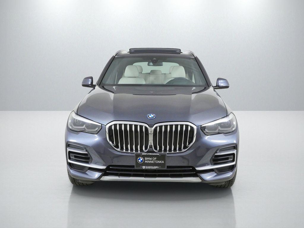 Thumbnail: 2022 BMW X5 - 2