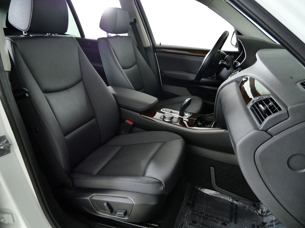 Thumbnail: 2017 BMW X3 - 22