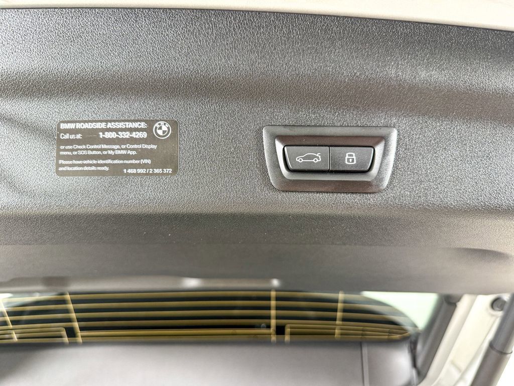 Thumbnail: 2025 BMW X1 - 19