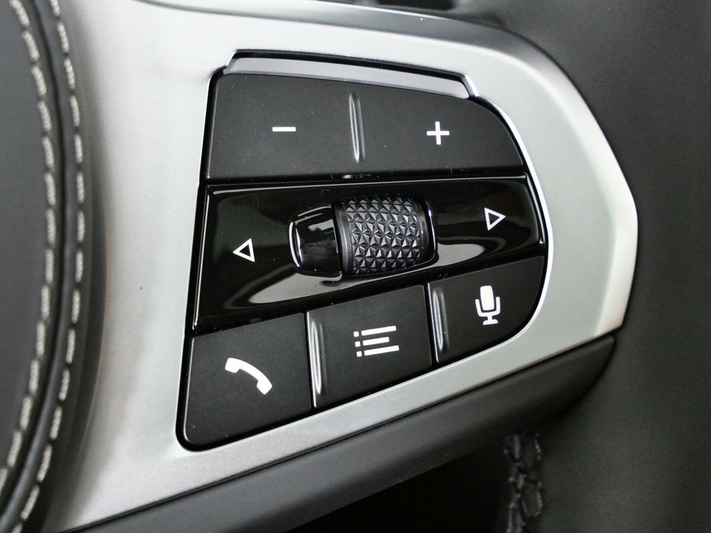 Thumbnail: 2026 BMW X5 - 42