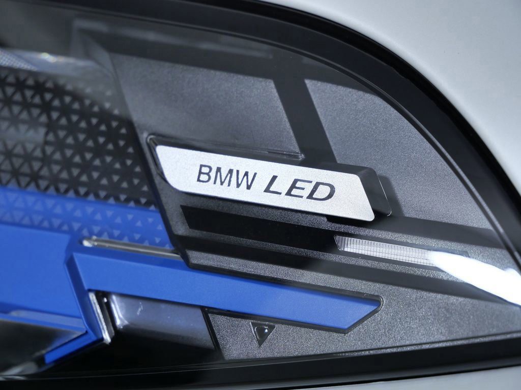 Thumbnail: 2026 BMW X5 - 5
