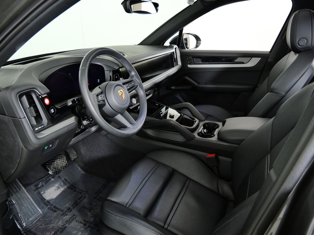Thumbnail: 2024 Porsche Cayenne - 34